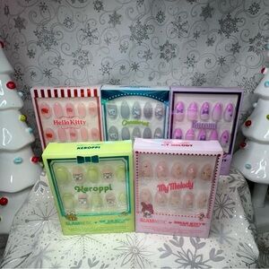 Glamnetic Sanrio Hello Kitty Press On Nails My Melody Keroppi Cinnamoroll Kurom